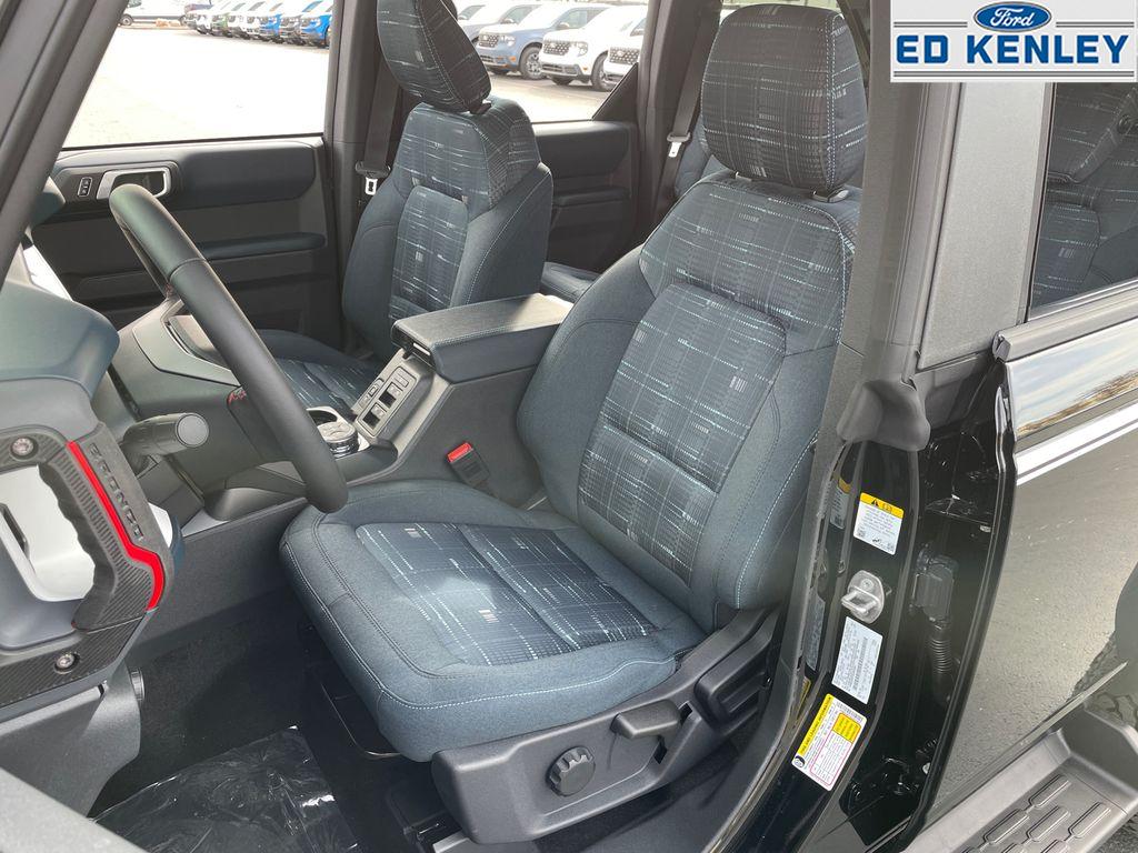 2025 Ford Bronco Heritage First Edition photo 3