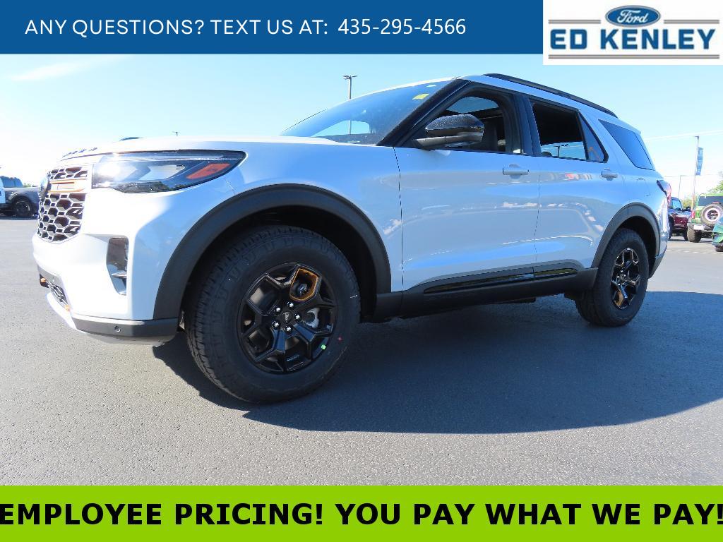 2026 Ford Explorer Tremor 4WD's photo