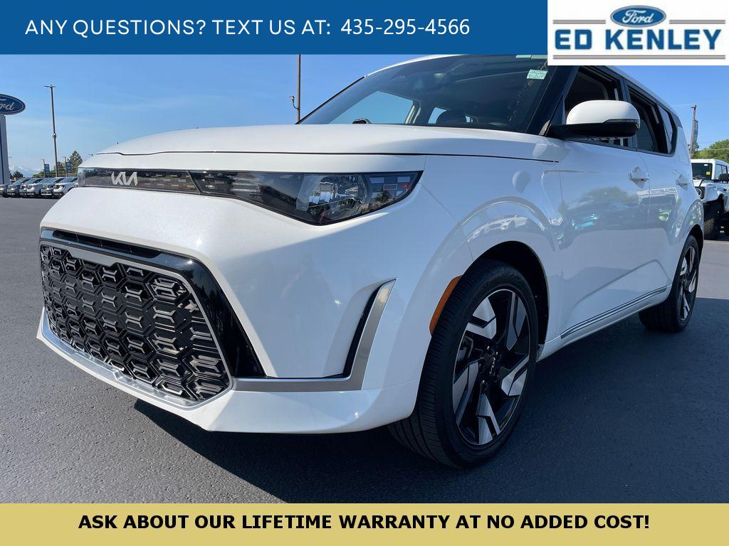 2023 Kia Soul 2.0LT GT-Line IVT's photo