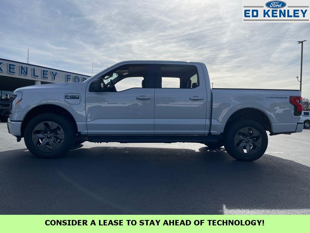 New 2025 Ford F-150 Lightning Flash TRUCK