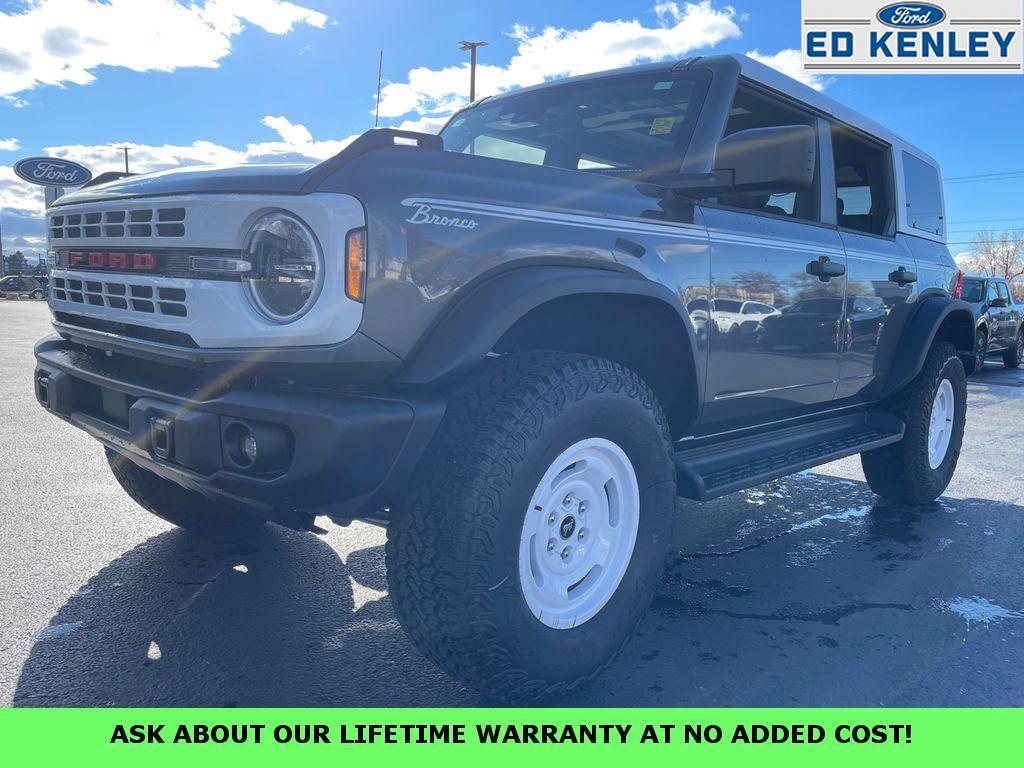 2025 Ford Bronco 4-Door Heritage Editon's photo