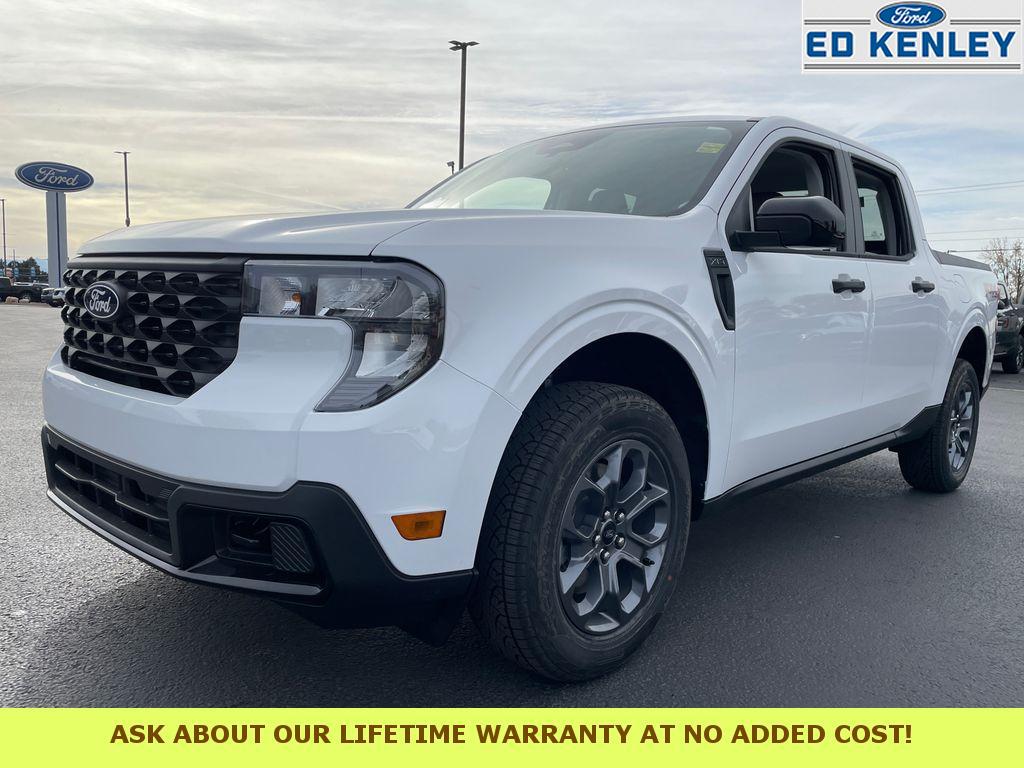 2025 Ford Maverick XLT's photo