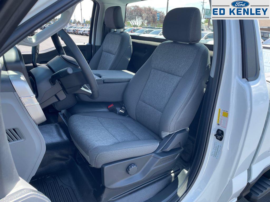 2026 Ford F-350 XL photo 3