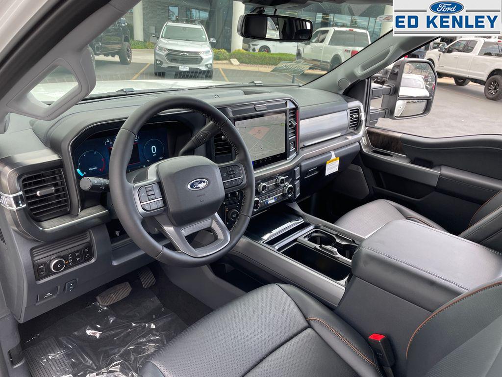 2026 Ford F-350 Lariat photo 4