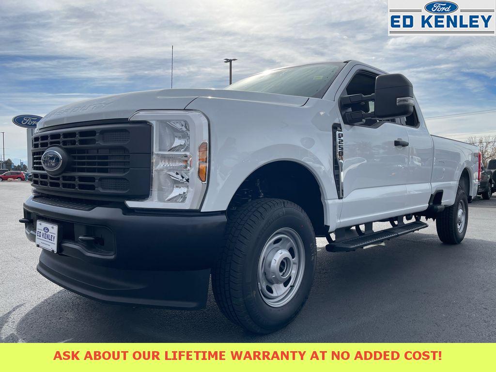 2026 Ford F-250 Super Duty XL's photo
