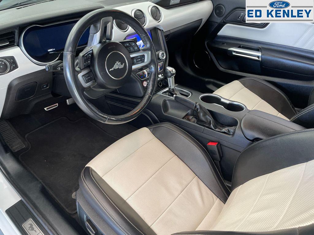 2022 Ford Mustang GT Premium photo 4