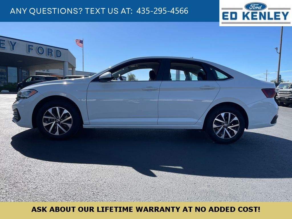 3VW5M7BUXRM060846