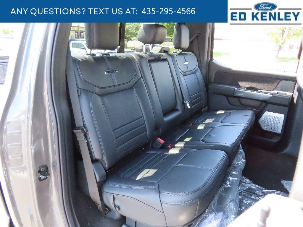 2025 Ford F-350 Super Duty Platinum - Photo 36