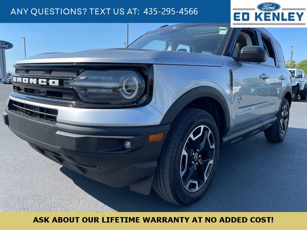2023 Ford Bronco Sport Outer Banks 4X4's photo