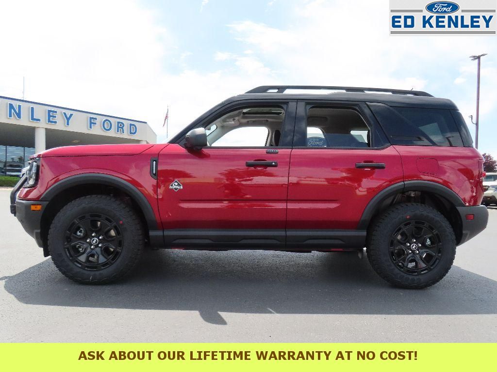 2025 Ford Bronco Sport Outer Banks photo 2