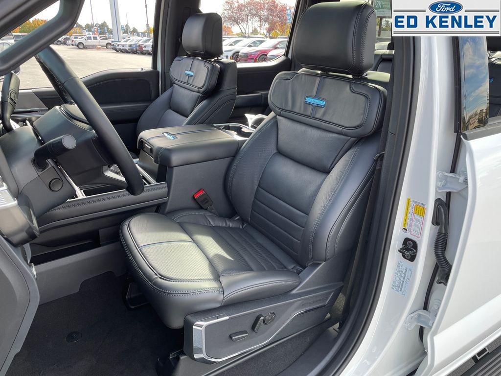 2026 Ford F-350 Platinum photo 3