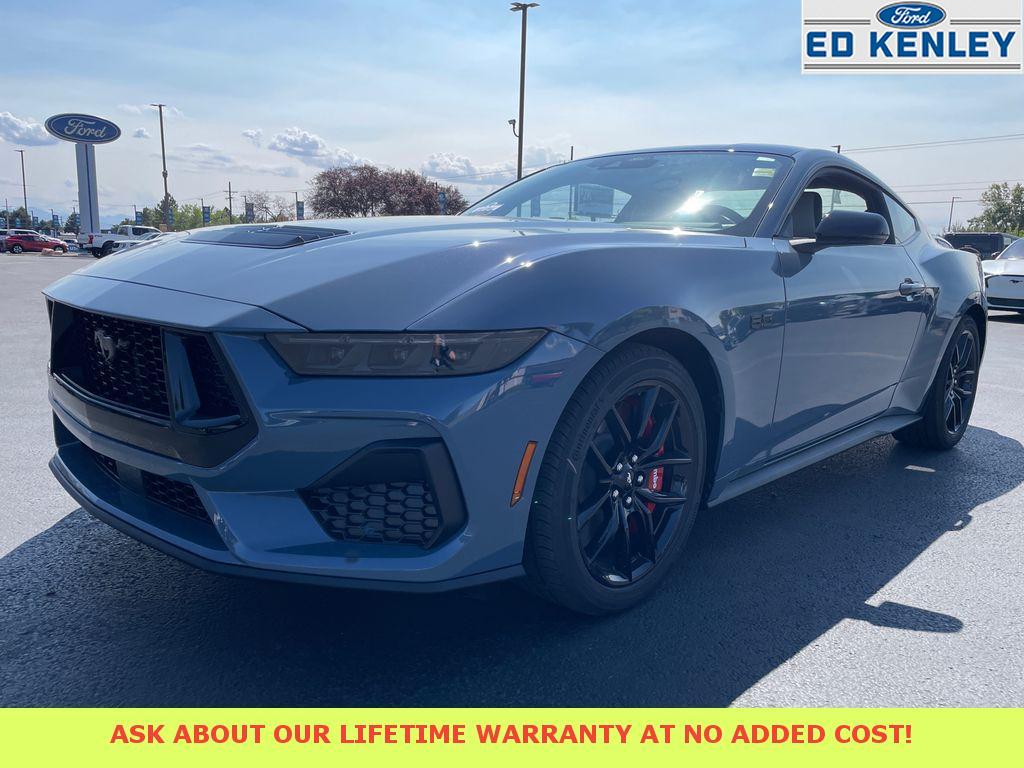 2025 Ford Mustang GT Premium's photo