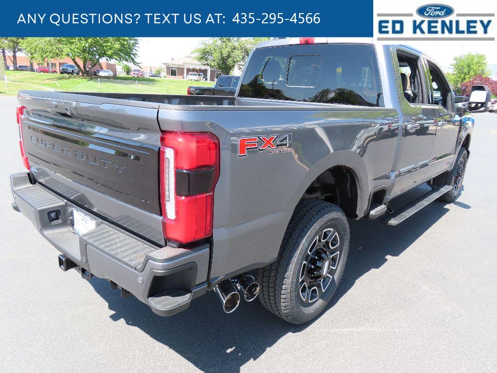 2025 Ford F-350 Super Duty Platinum - Photo 37