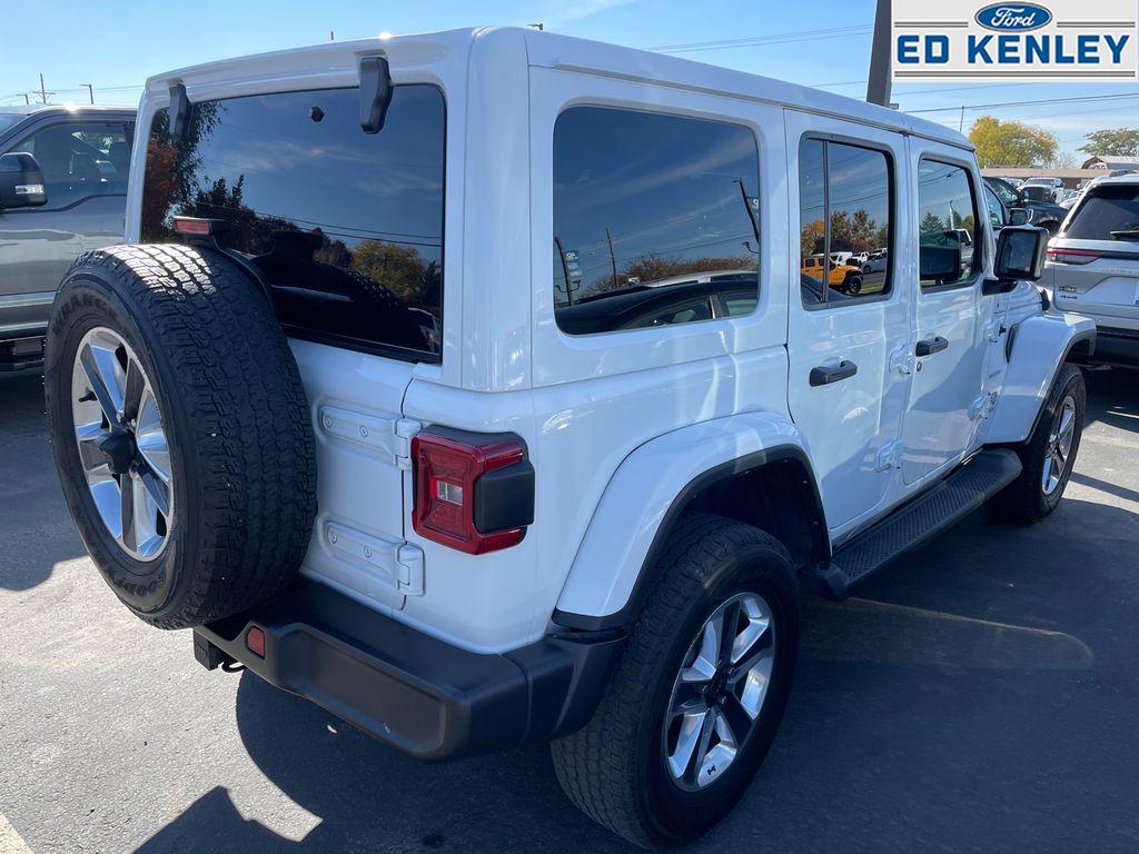 2022 Jeep Wrangler Unlimited Sahara photo 4