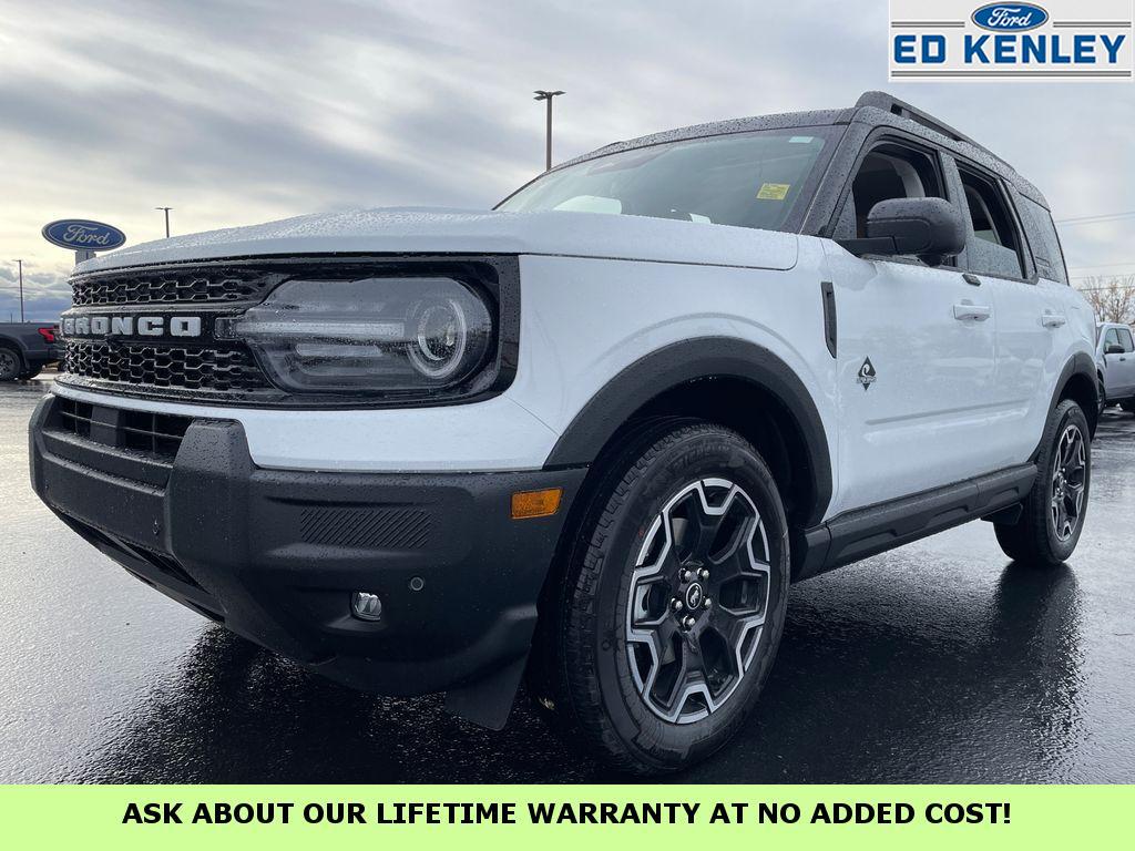 2025 Ford Bronco Sport Outer Banks's photo