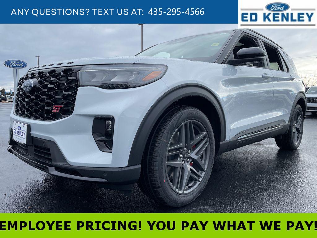 2026 Ford Explorer ST 4WD's photo
