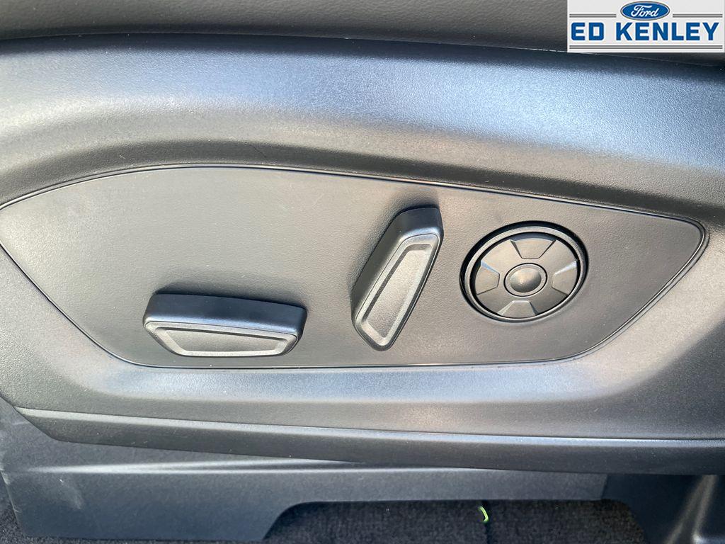 2025 Ford Explorer ST photo 3