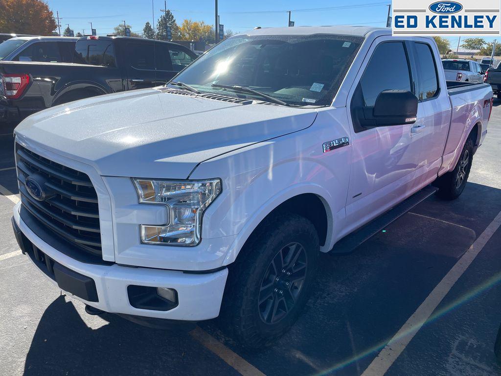 2015 Ford F-150 XLT photo 2