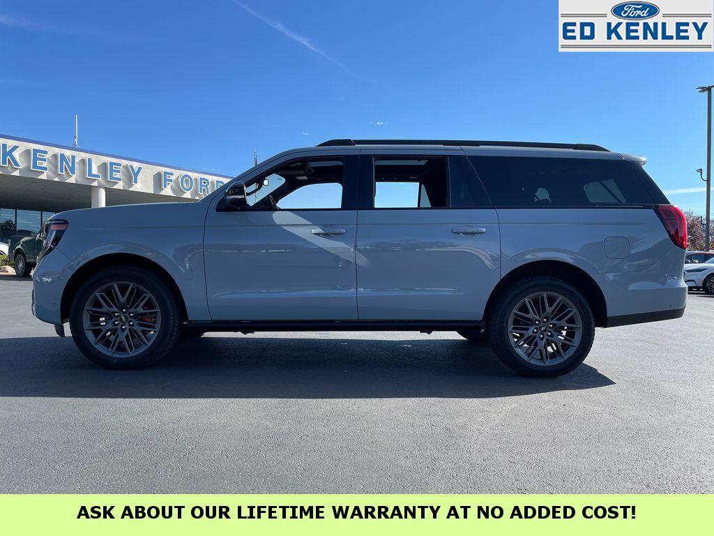 2025 Ford Expedition MAX Platinum photo 2