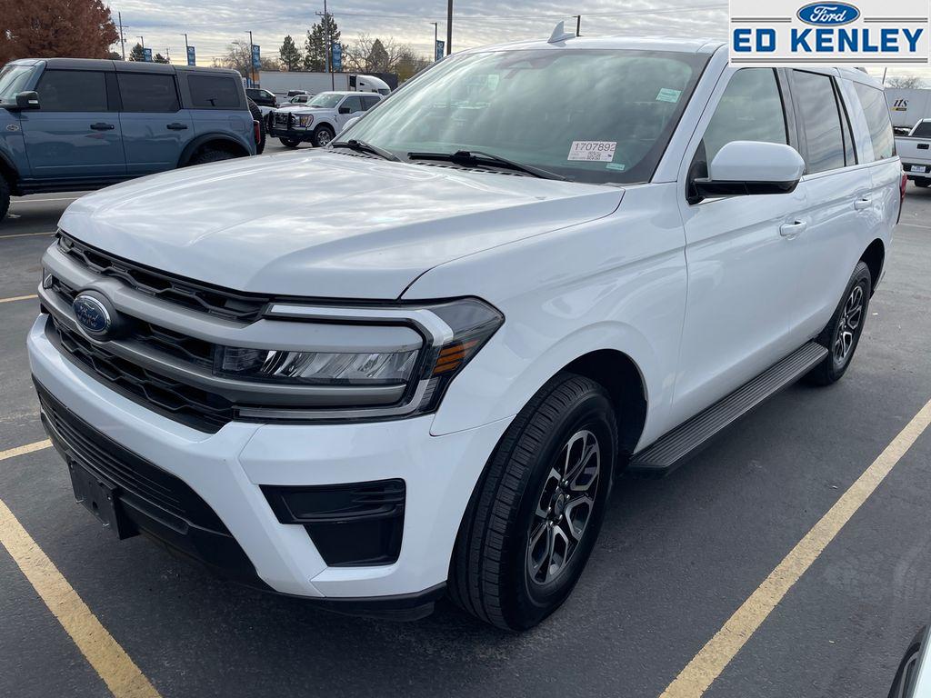 2024 Ford Expedition XLT photo 2