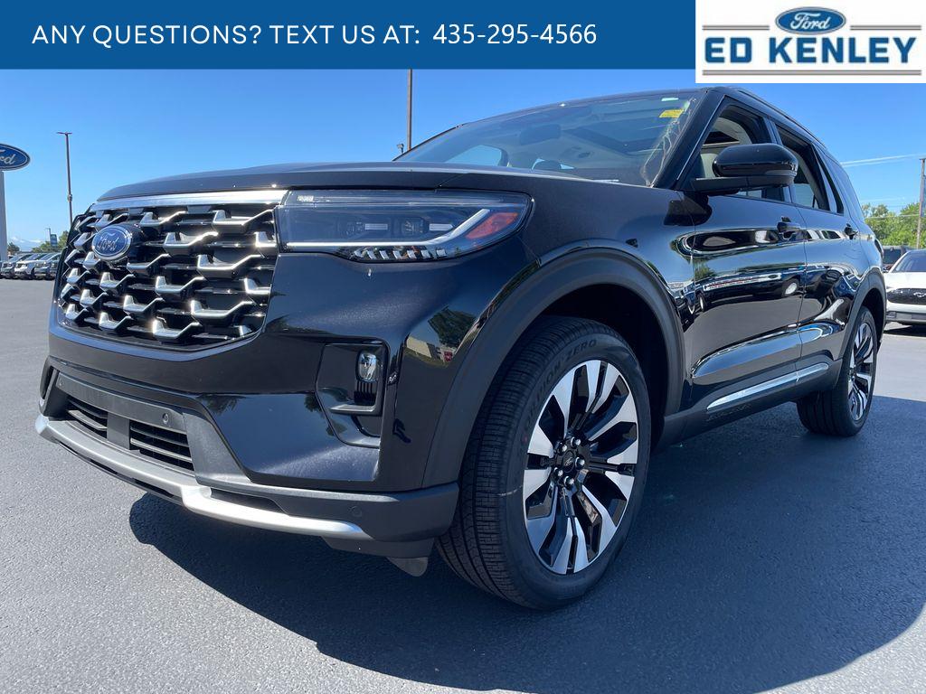2026 Ford Explorer Platinum 4WD's photo