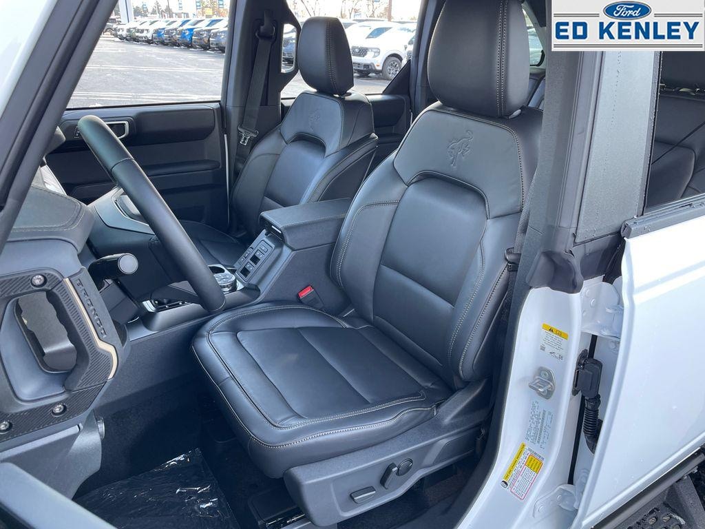 New 2025 Ford Bronco Badlands SUV