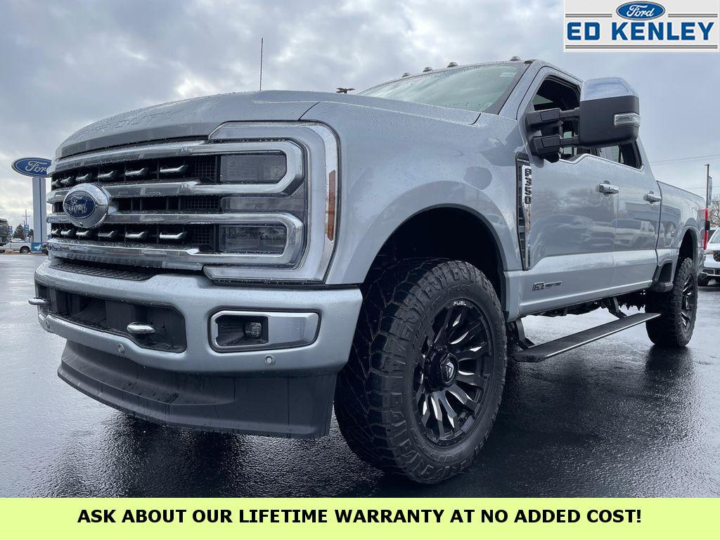 2024 Ford F-350 Super Duty Platinum's photo