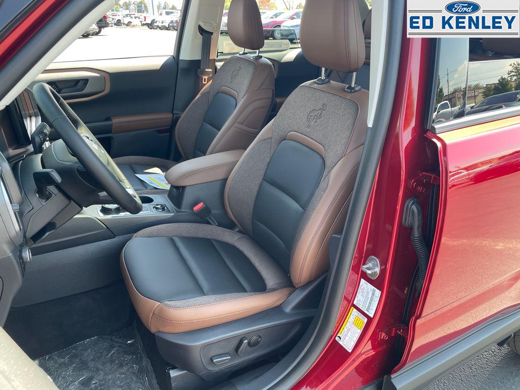 2025 Ford Bronco Sport Outer Banks photo 3