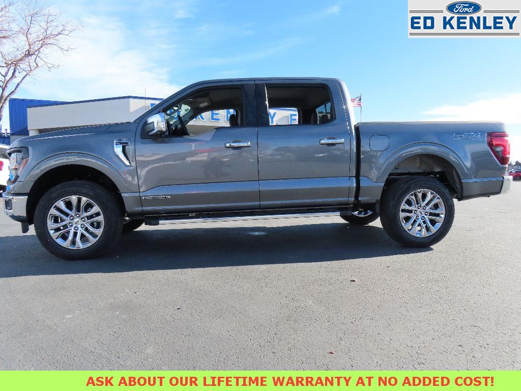 2025 Ford F-150 XLT photo 2