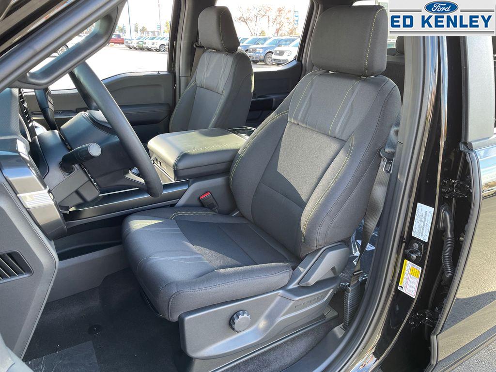 2025 Ford F-150 STX photo 2