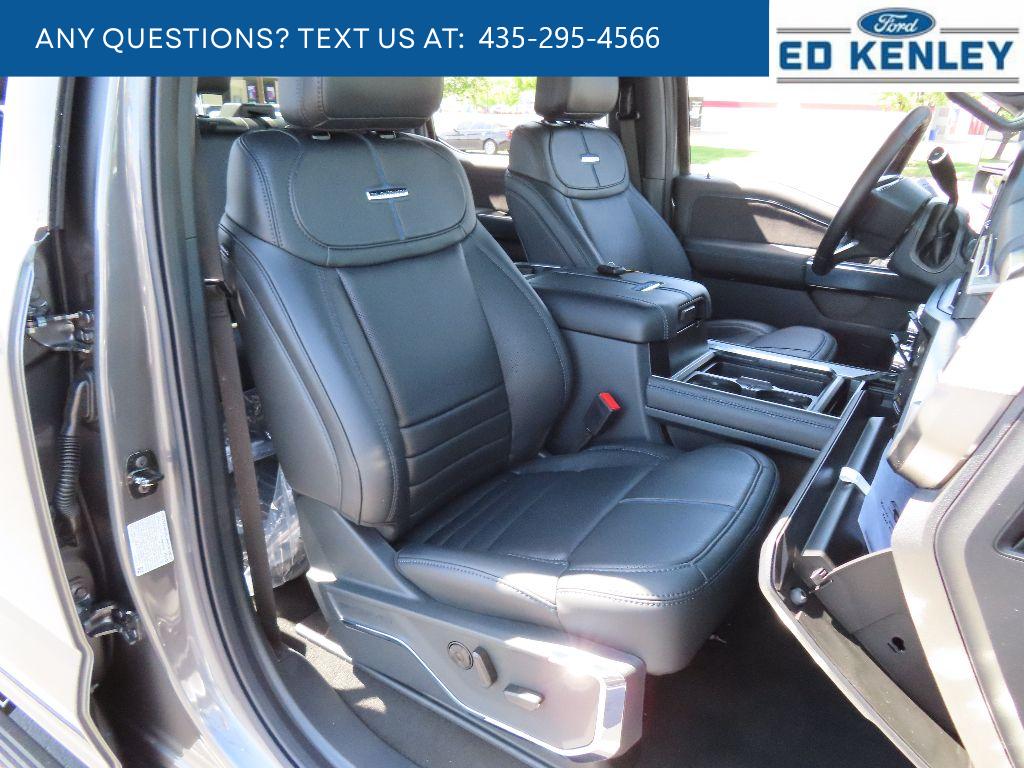 2025 Ford F-350 Super Duty Platinum - Photo 34