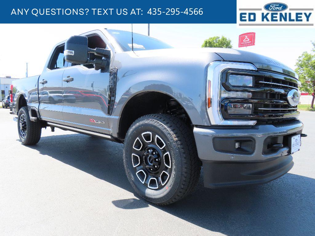 2025 Ford F-350 Super Duty Platinum - Photo 32
