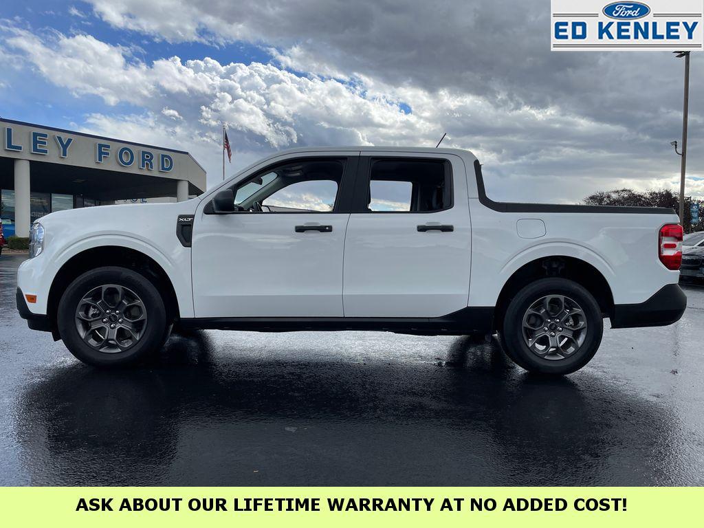 2024 Ford Maverick XLT photo 2