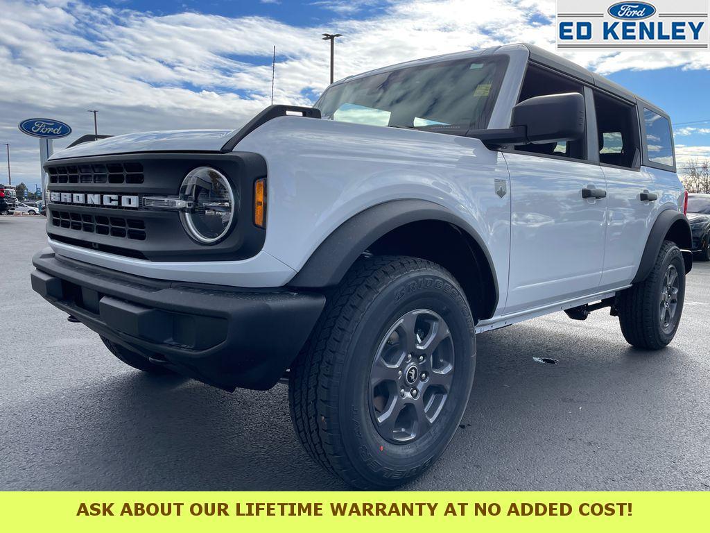 2025 Ford Bronco 4-Door Big Bend's photo