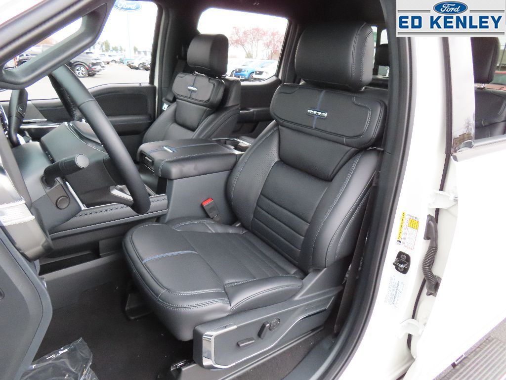 2025 Ford F-350 Platinum photo 2