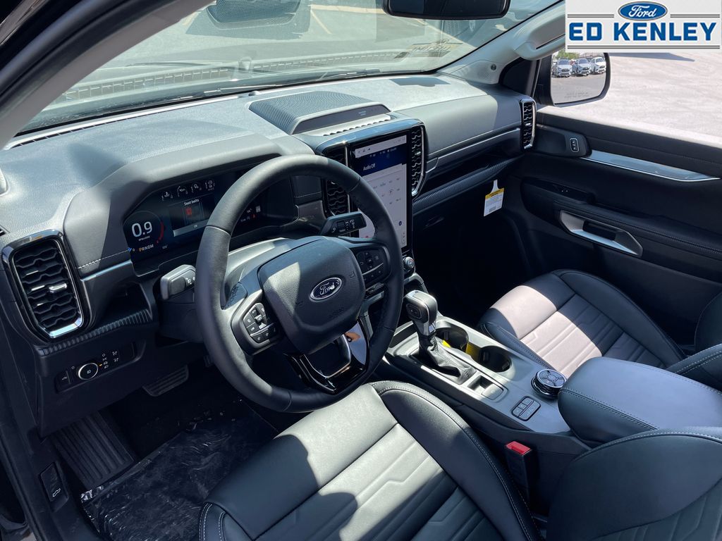 2025 Ford Ranger Lariat photo 4