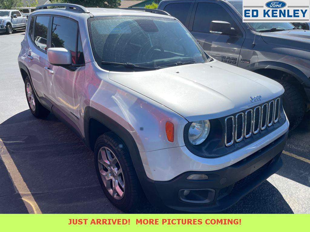 2016 Jeep Renegade Latitude 4x4's photo
