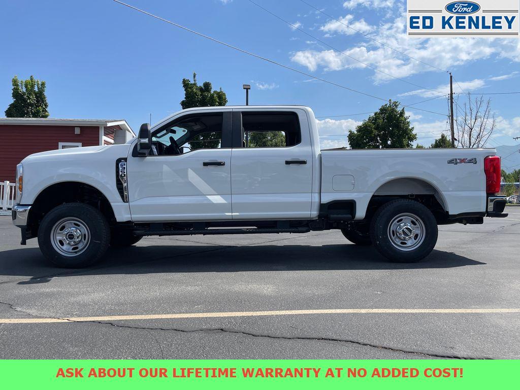 2025 Ford F-350 XL photo 2