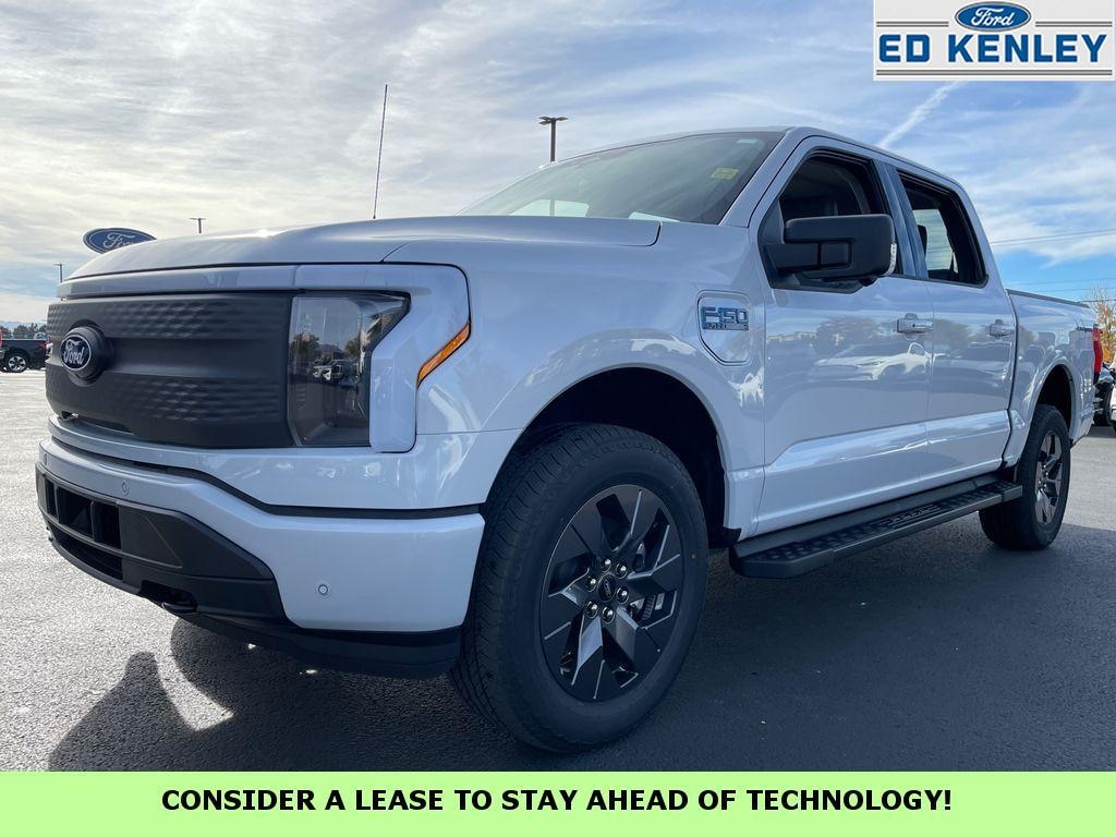 New 2025 Ford F-150 Lightning Flash TRUCK