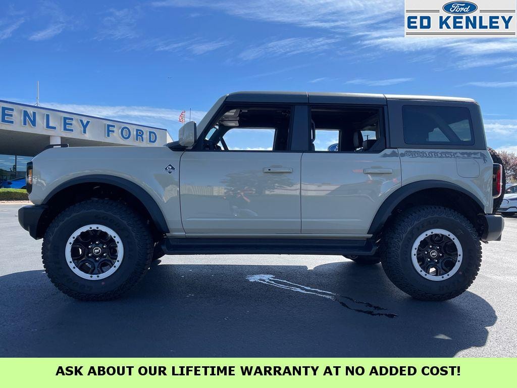 New 2025 Ford Bronco Outer Banks SUV