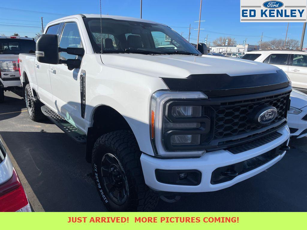 2023 Ford F-250 Super Duty XLT's photo