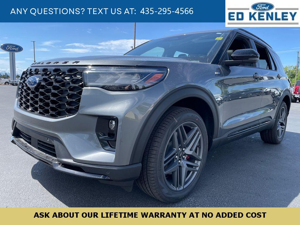 2026 Ford Explorer ST-LINE 4WD's photo