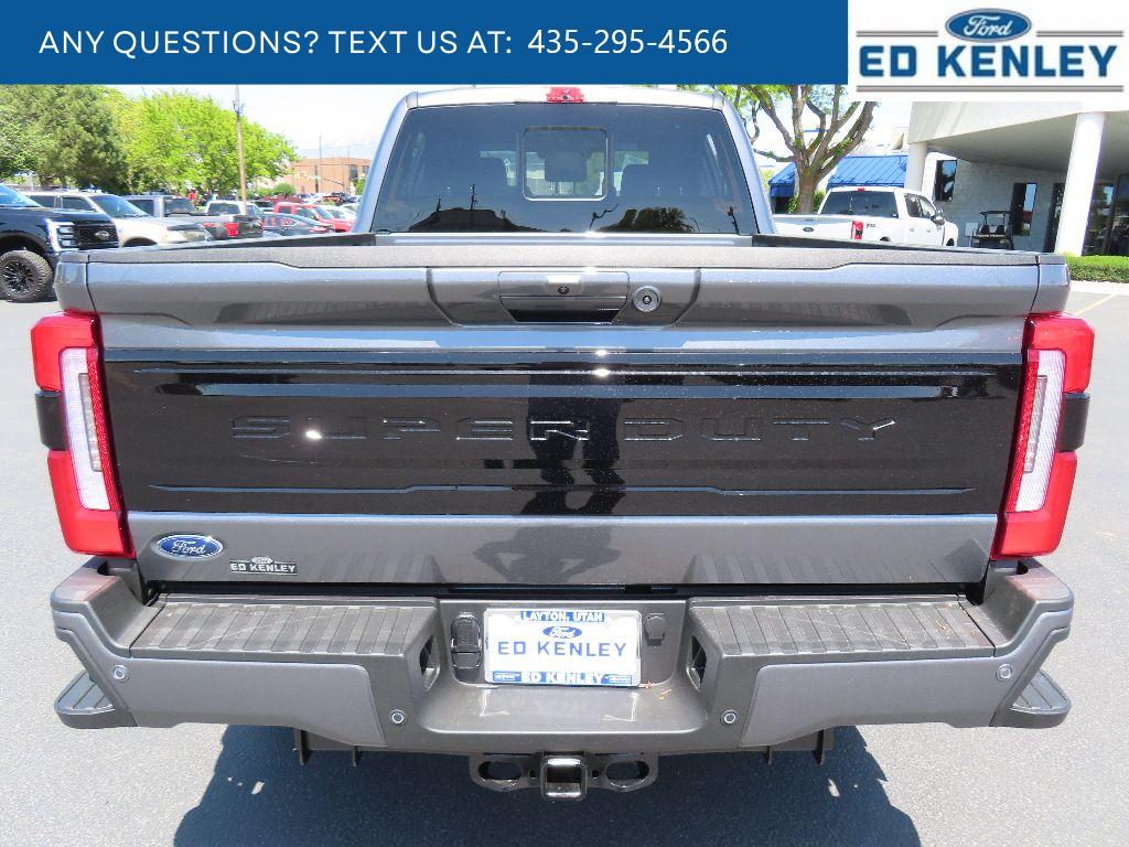 2025 Ford F-350 Super Duty Platinum - Photo 38