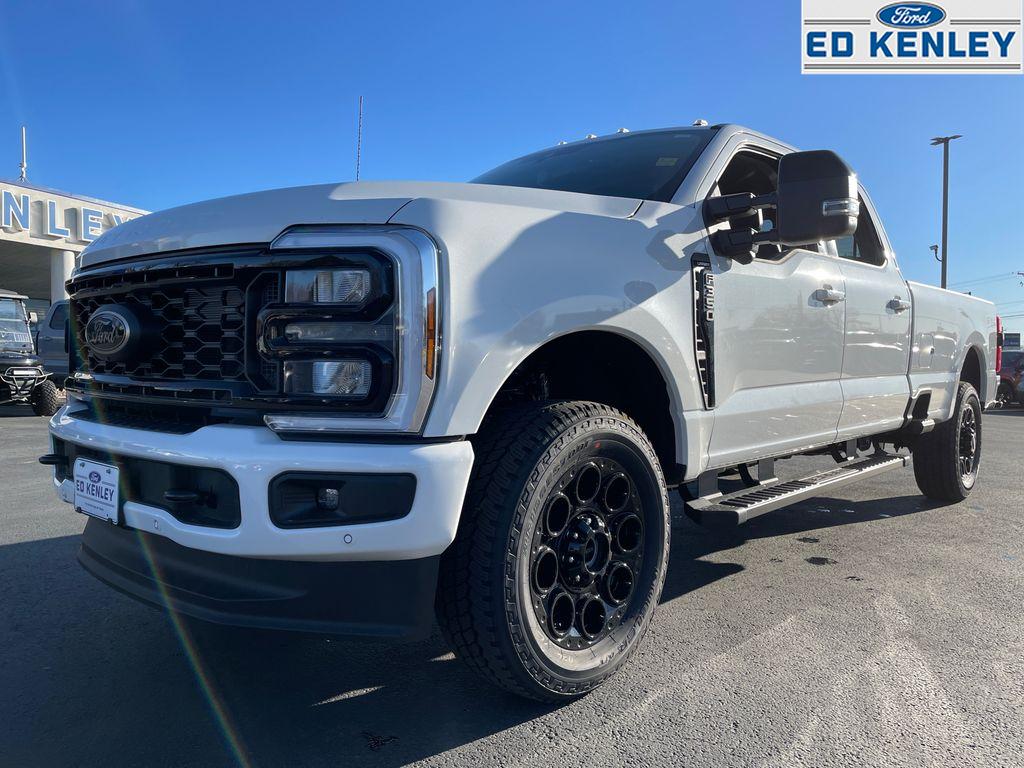 2026 Ford F-350 Super Duty Lariat's photo