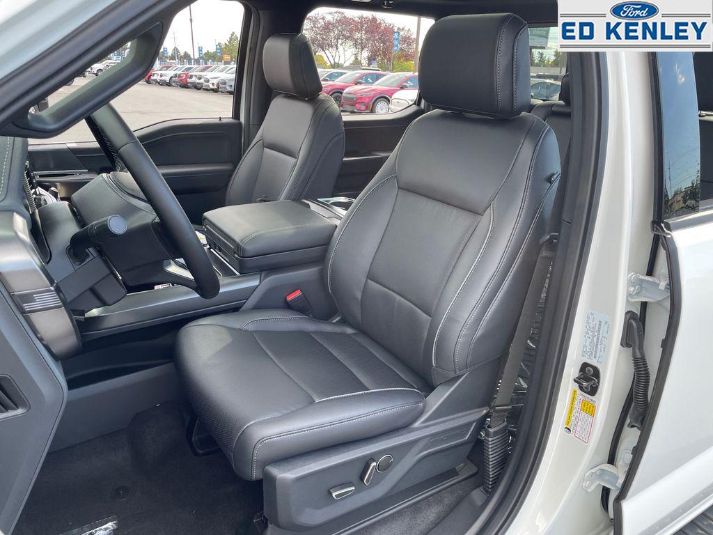 2025 Ford F-150 Lariat photo 3