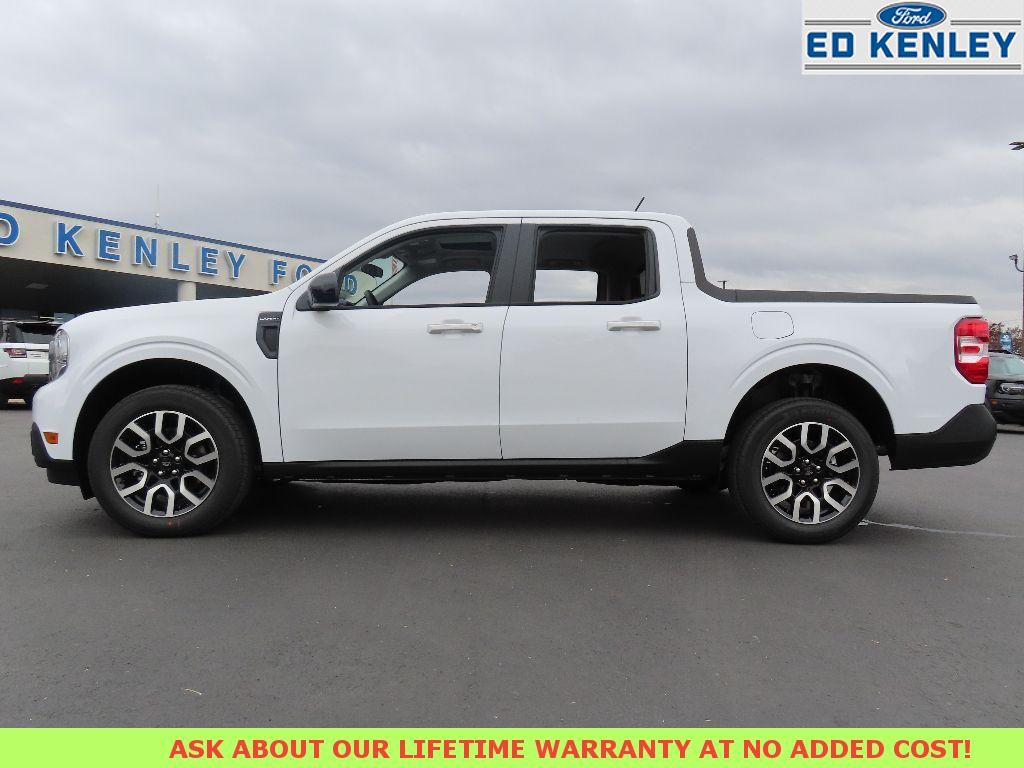 2024 Ford Maverick Lariat photo 2