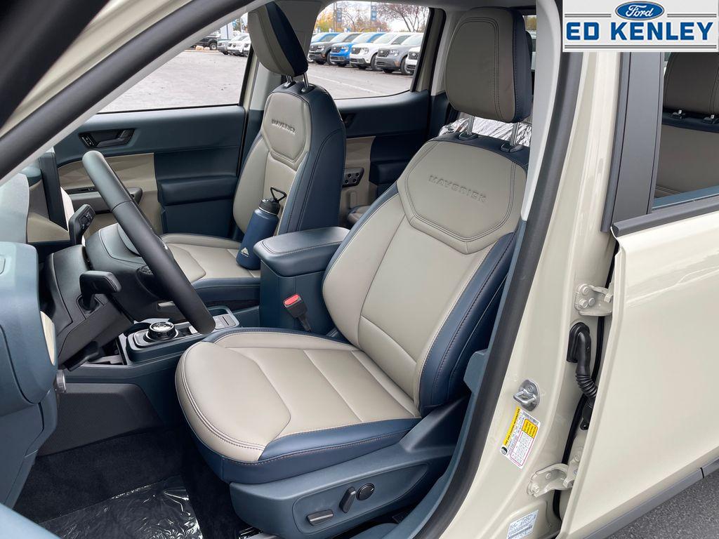 2025 Ford Maverick Lariat photo 2