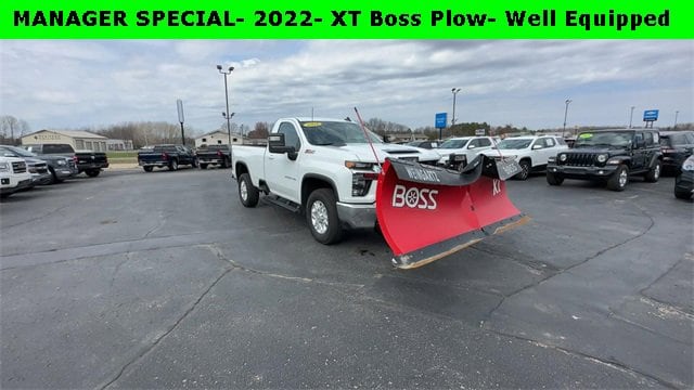 Used 2022 Chevrolet Silverado 2500HD LT with VIN 1GC0YNE79NF347004 for sale in Rockford, MI