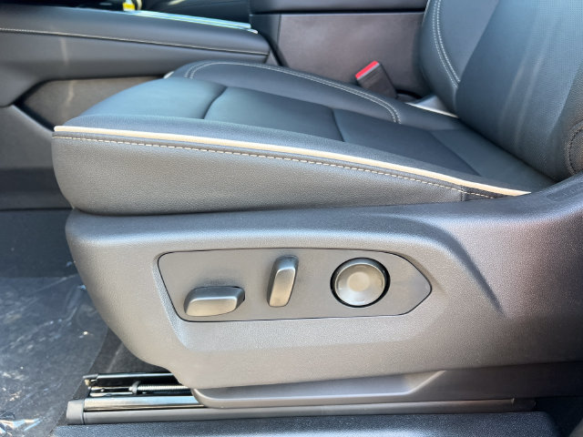 2026 Chevrolet Tahoe Premier - Photo 13