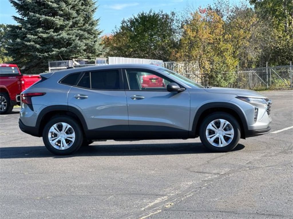 New 2026 Chevrolet Trax LS SUV
